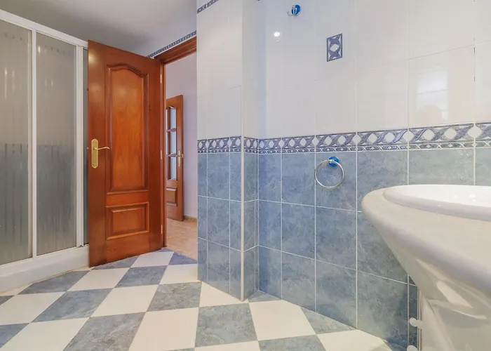 Damasco, Amplio Cercano Al Centro קורדובה